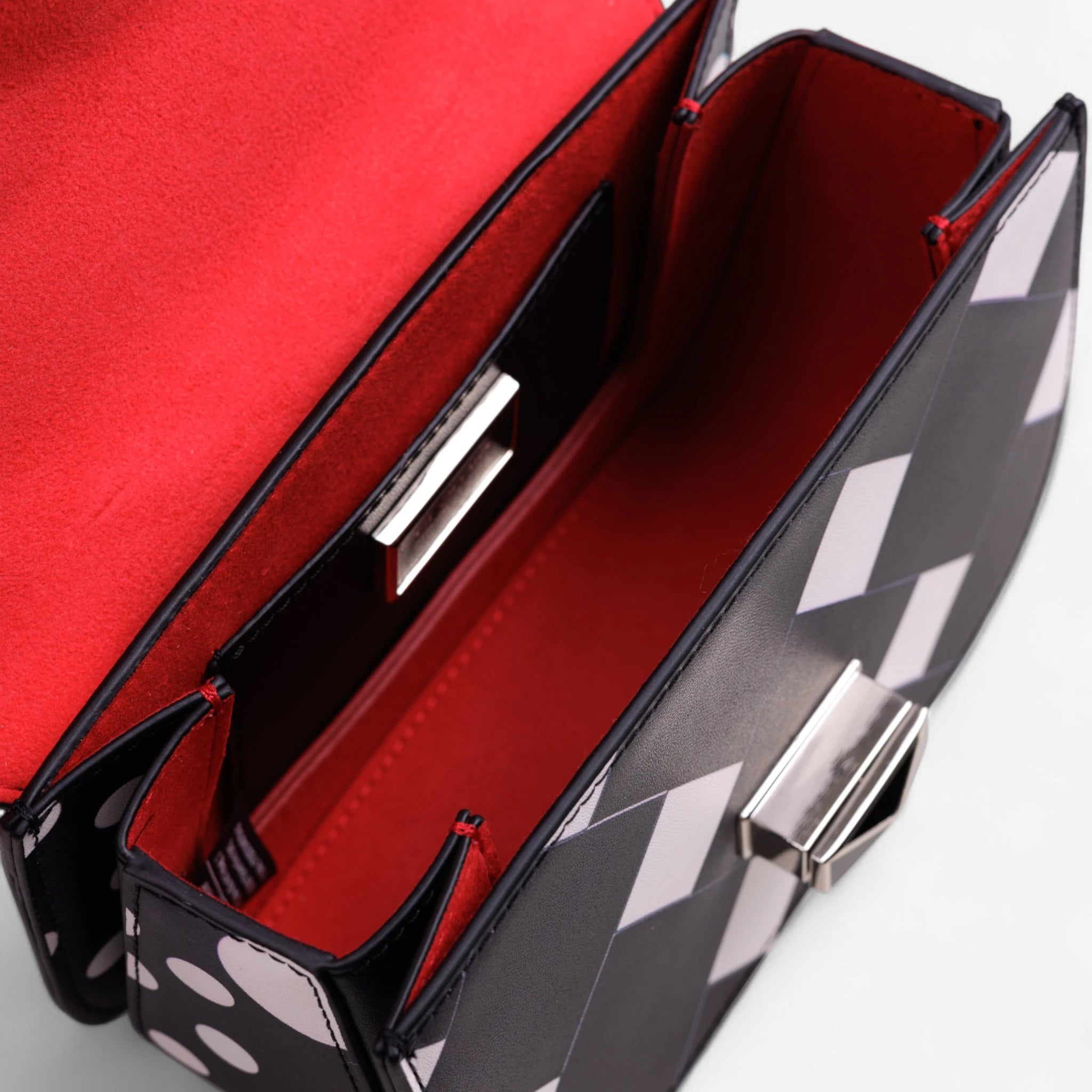 IT Cleo Flap Bag schwarz