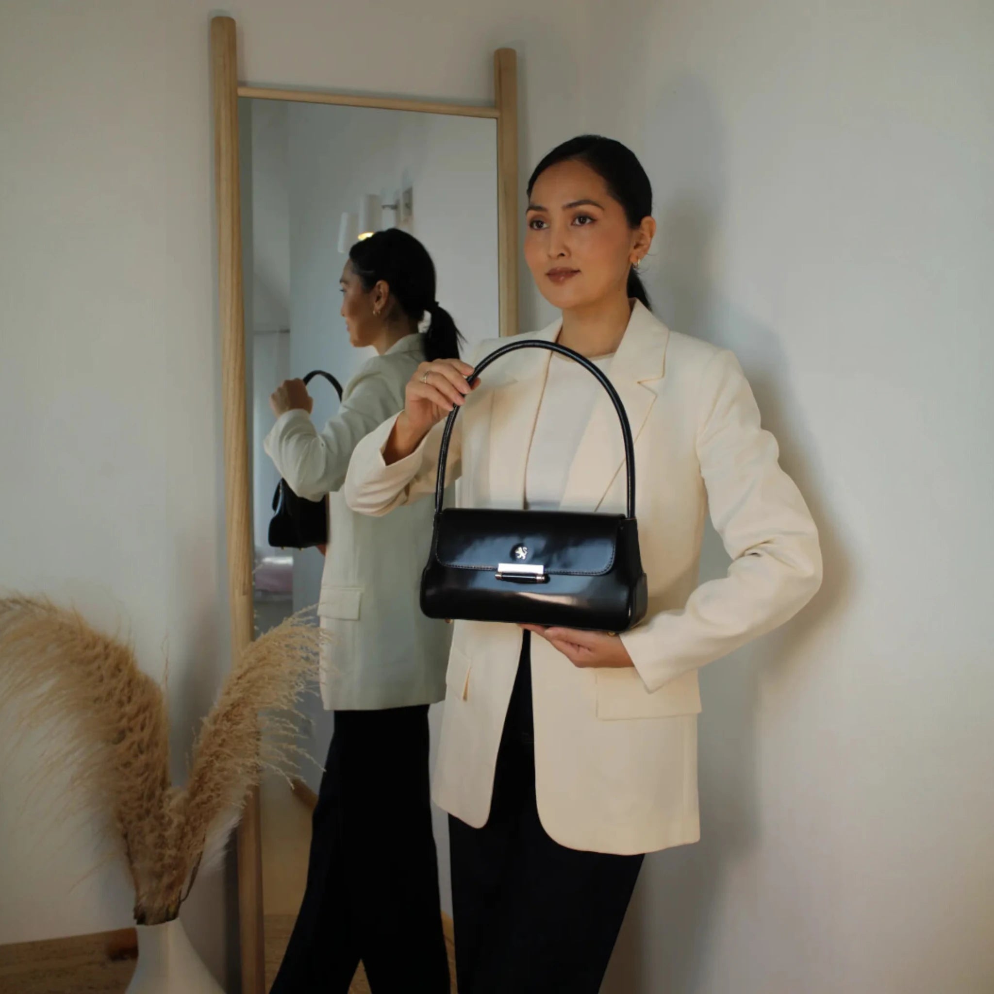 Barchetta Shoulder Bag schwarz