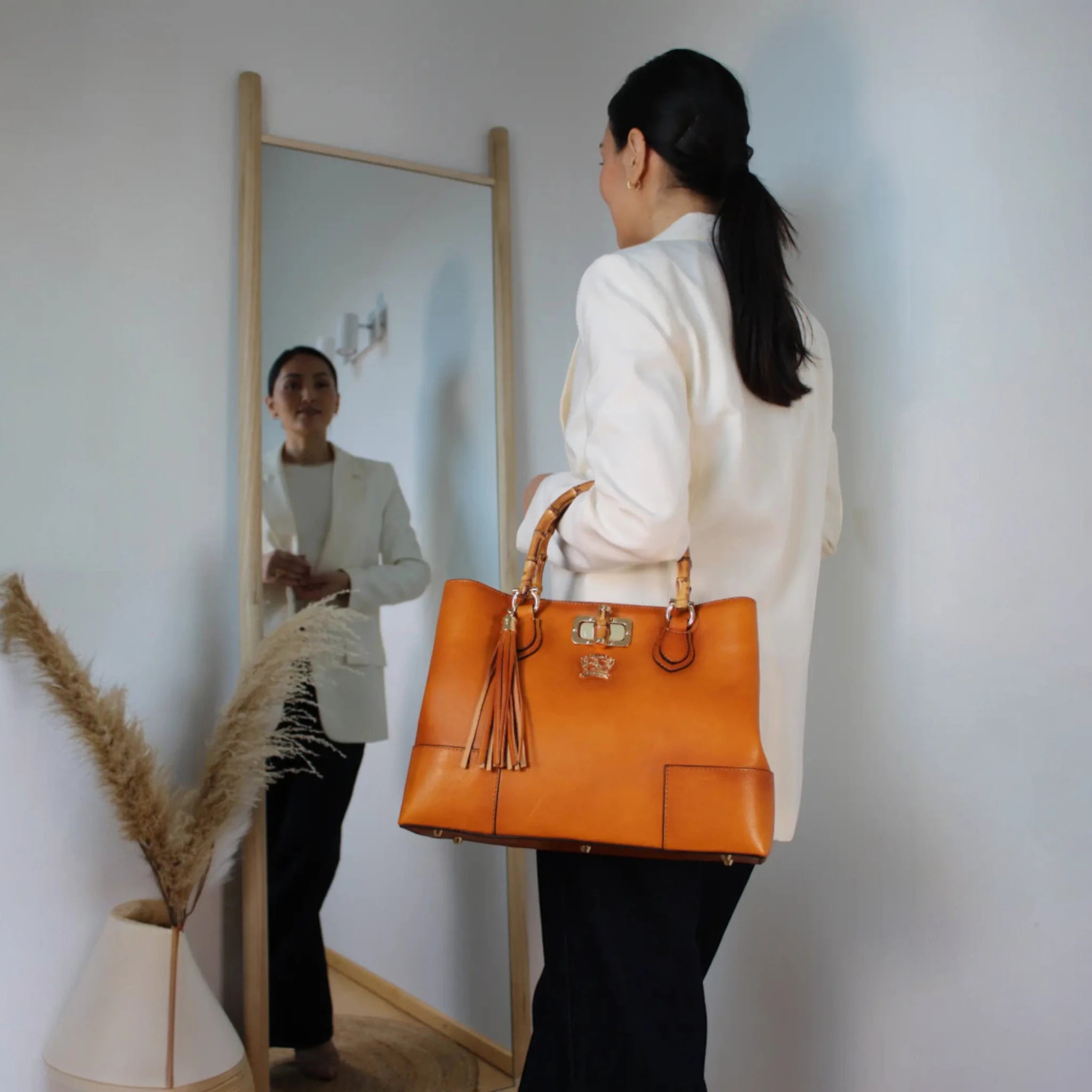 Sarteano Bamboo Schultertasche braun